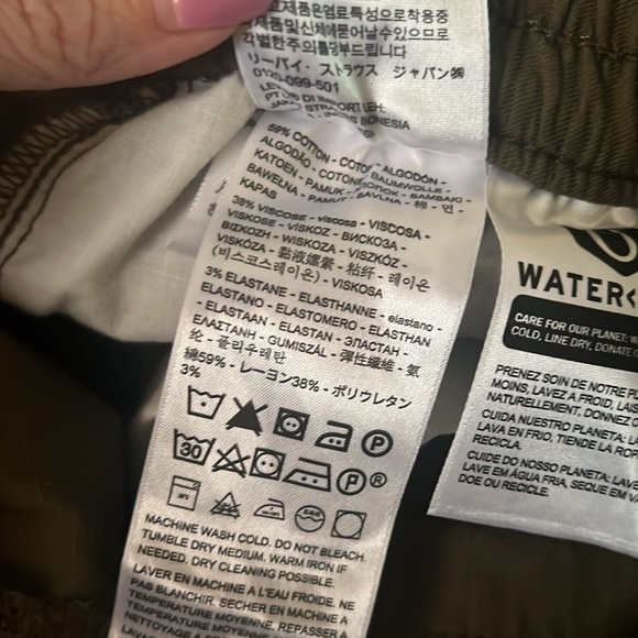 Levi’s Jet Set Taper Paperbag pants army green large - Picture 8 of 9